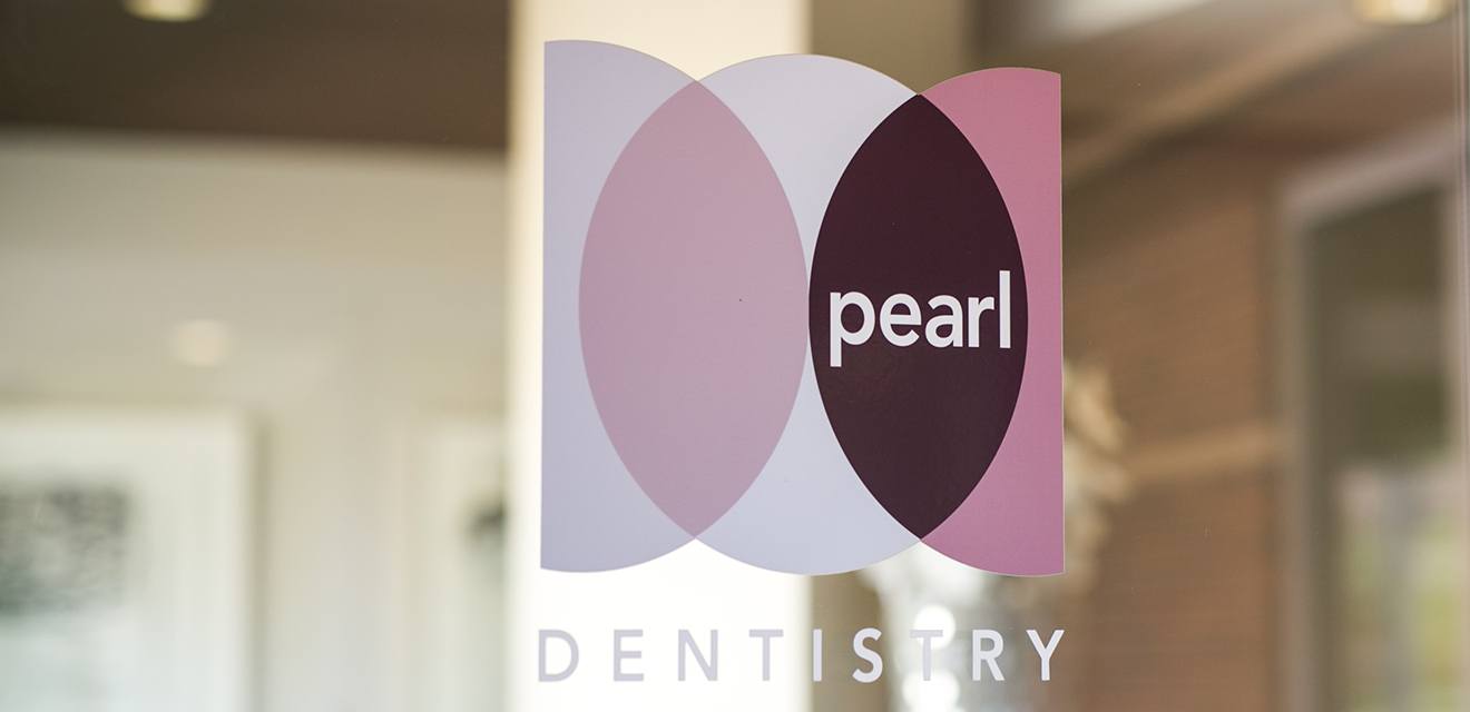 Pearl Dentistry window sign